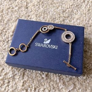 Swarvoski gold circle Crystal pave bracelet
